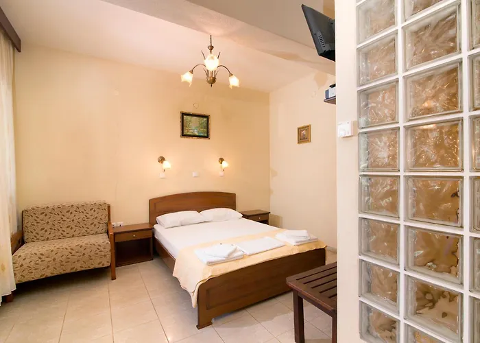 Escape Chrysi Ammoudia